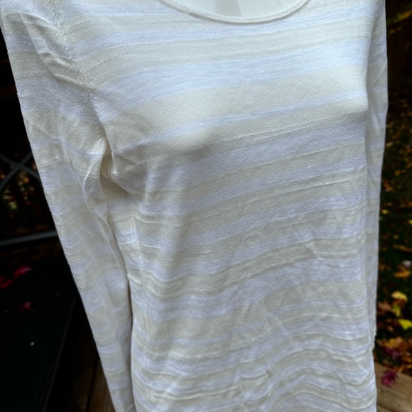 Banana Republic Cream White Long Sleeve Tee - Picture 4 of 8